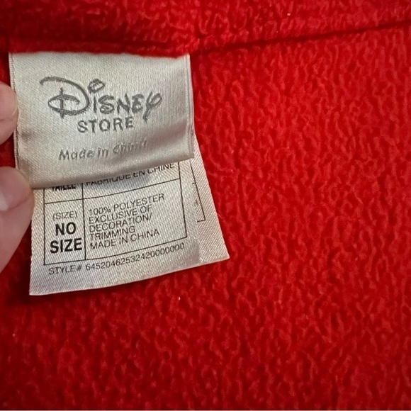 DISNEY Mickey Star Red Blanket 45.5 inches X 59 inches long 45 X 59 - Picture 5 of 7